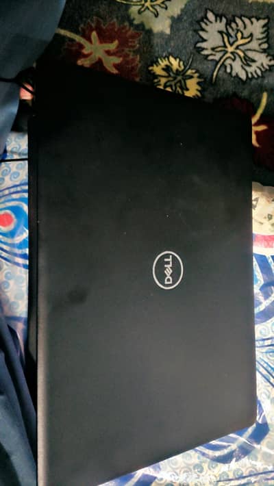 Dell latitude 3490 core i3 7th generation 8 gb ram  256GB ssd clean
