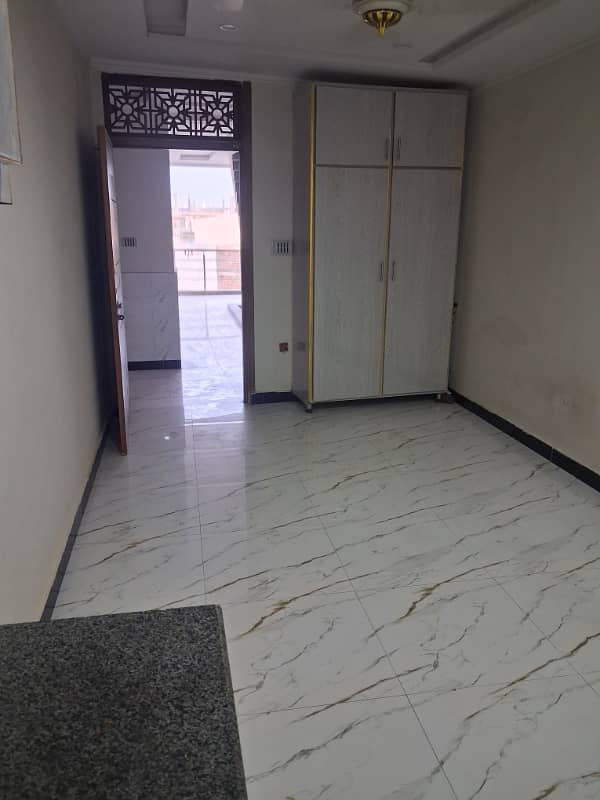 Studio flat for rent 1