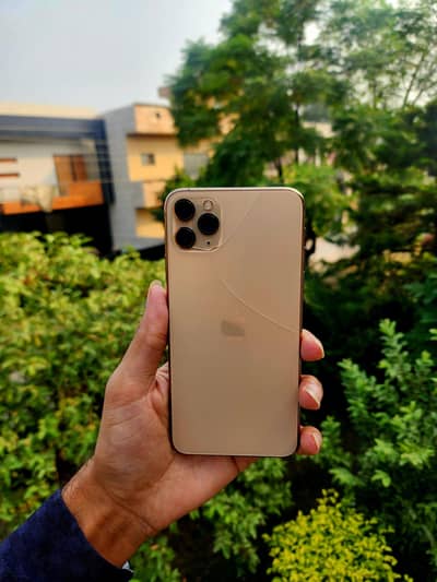 IPhone 11 Pro Max (Dual PTA Proved) Exellent Condition Argent For Sale