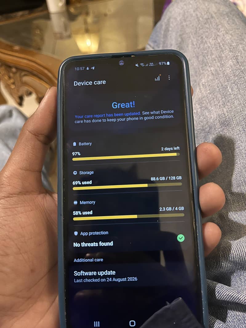 Samsung Mobile A31 6