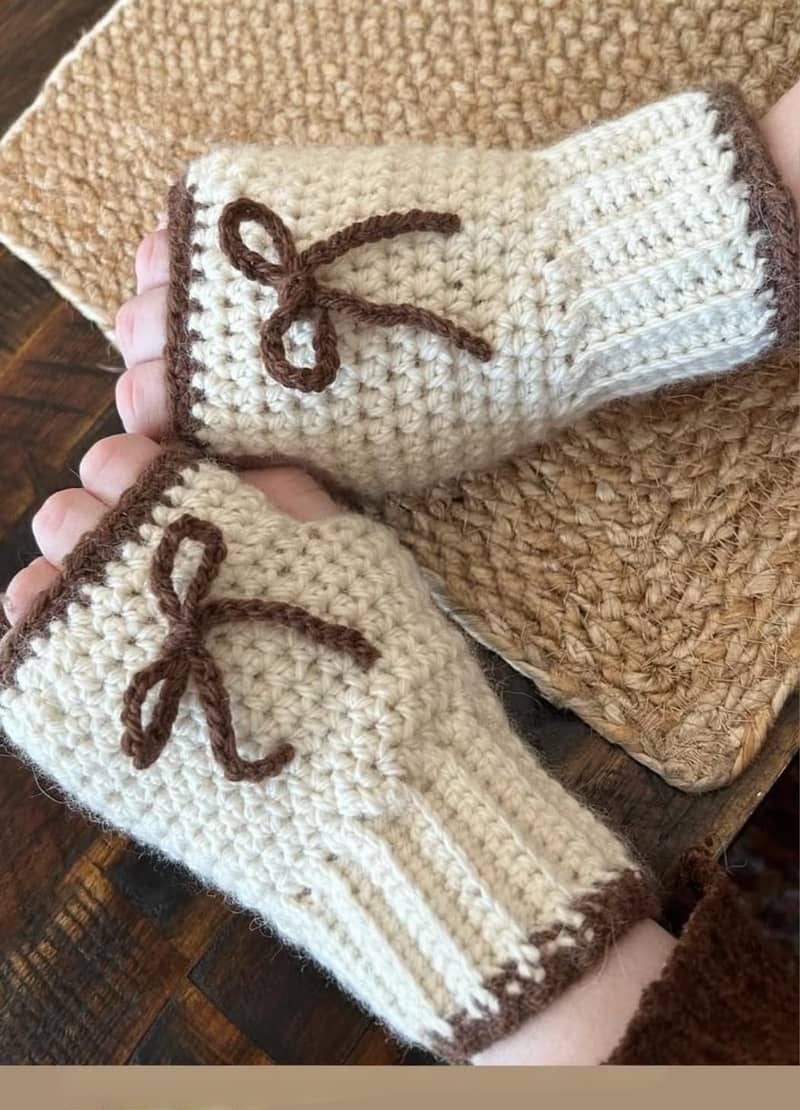 Handmade Gloves 0