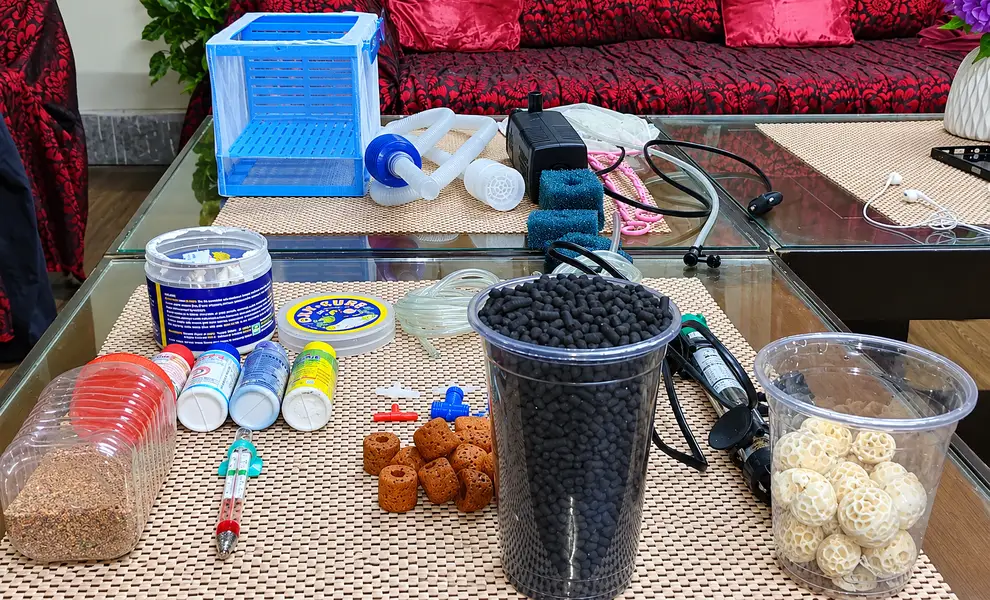 Selling complete aquarium setup with fishes and accessories. — photo 5