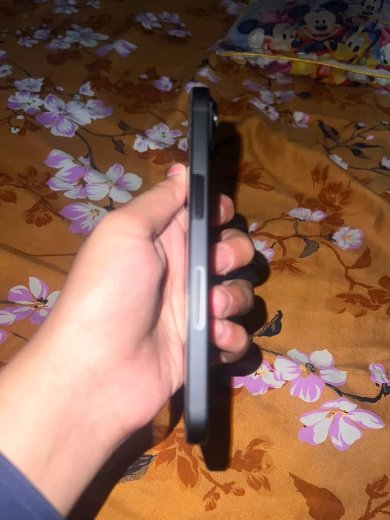 Apple iPhone 15 1