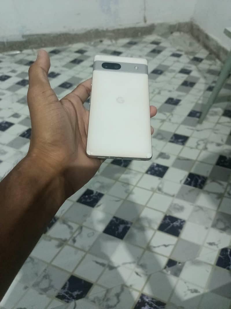Google Pixel 7a 3