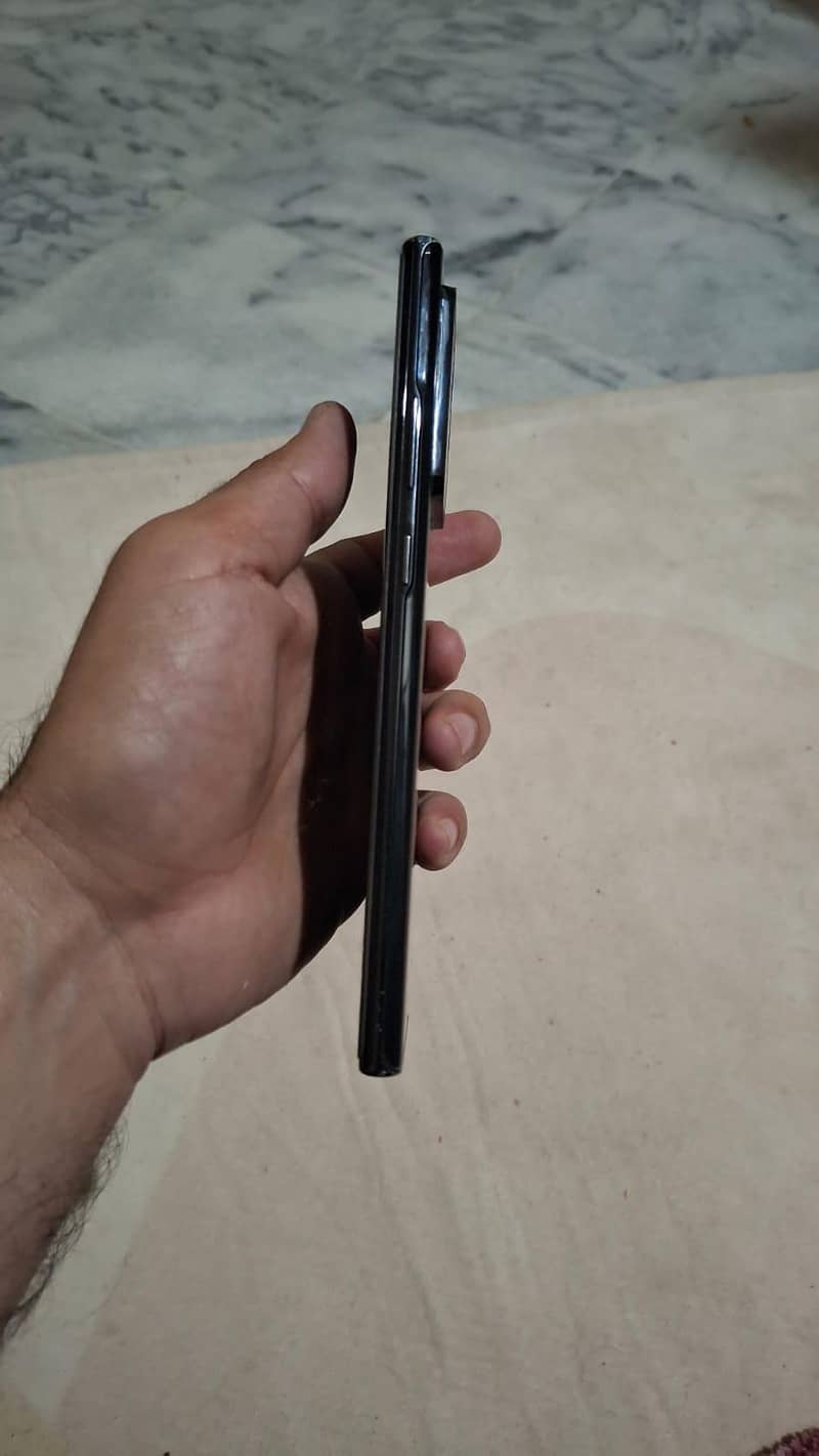 Samsung Note20 Plus 4