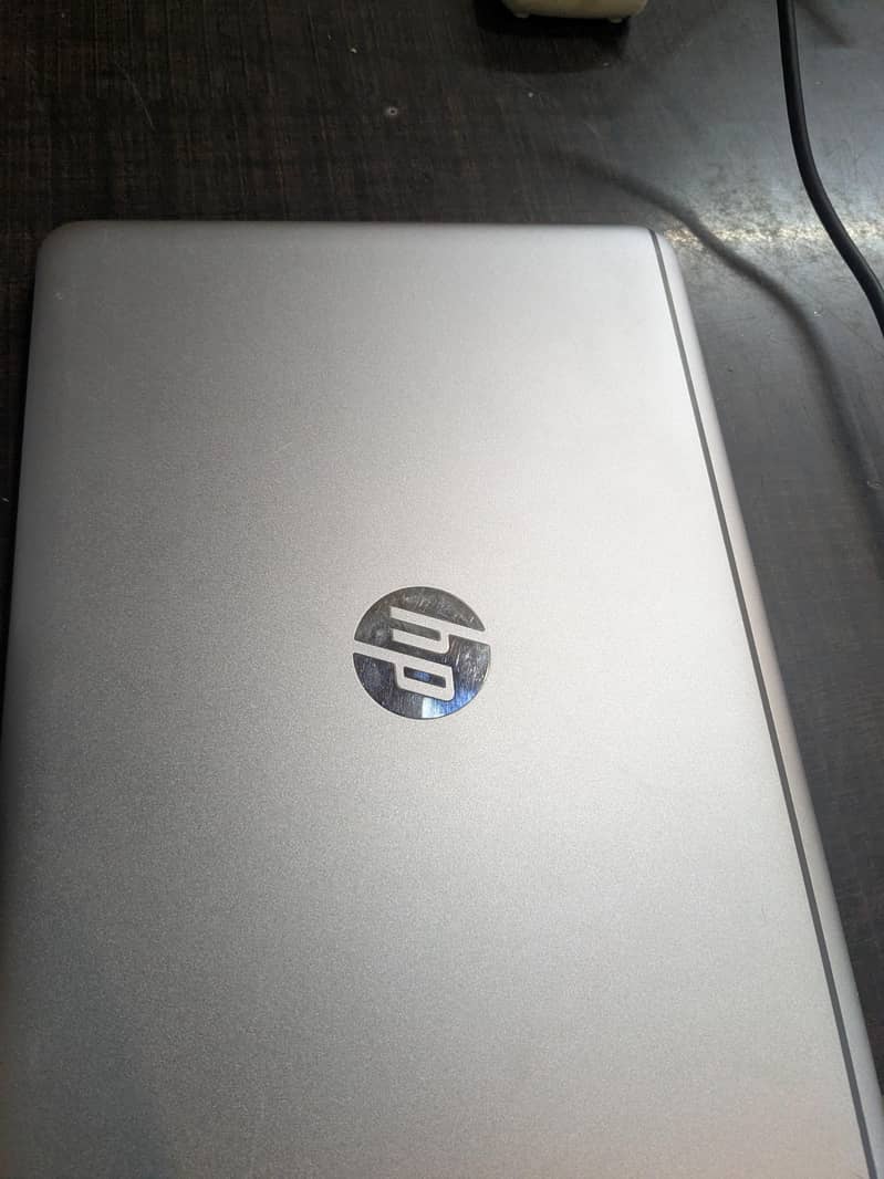 HP FOLIO 4
