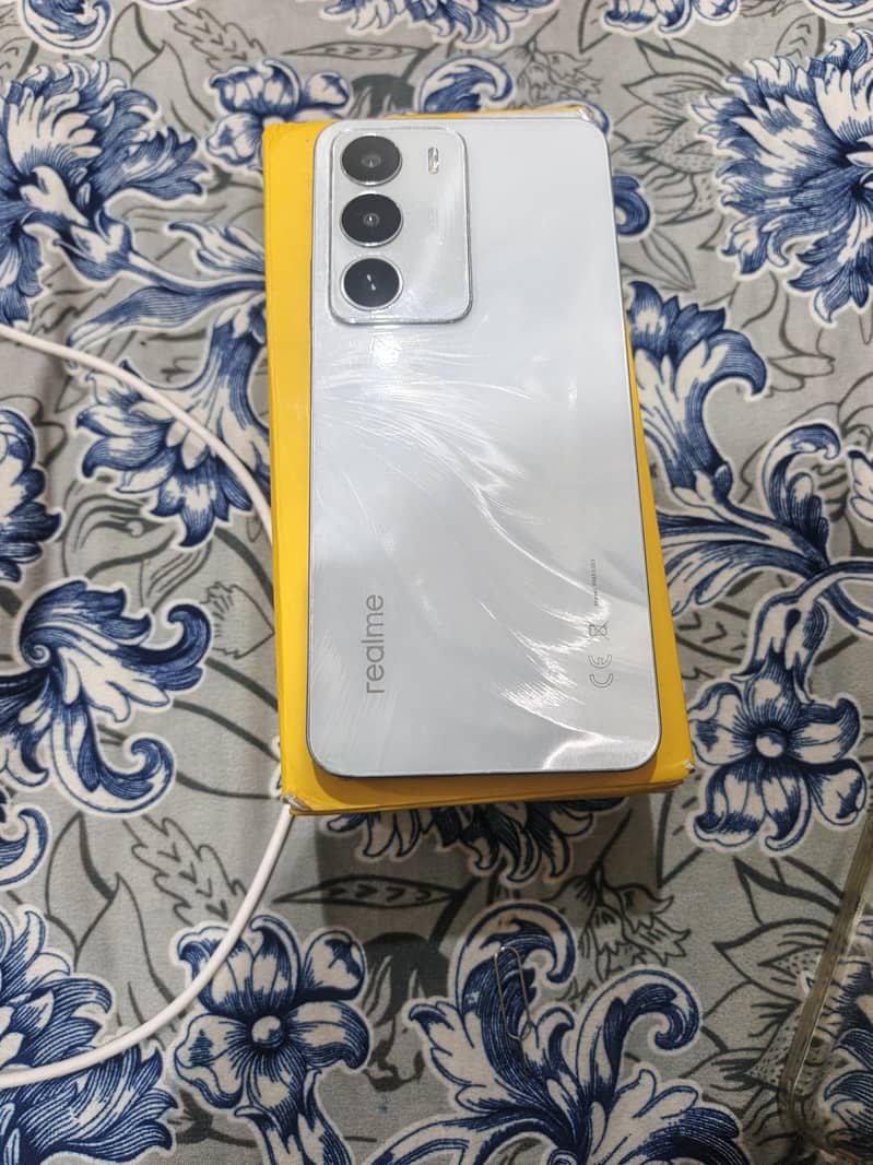 Realme C71 0
