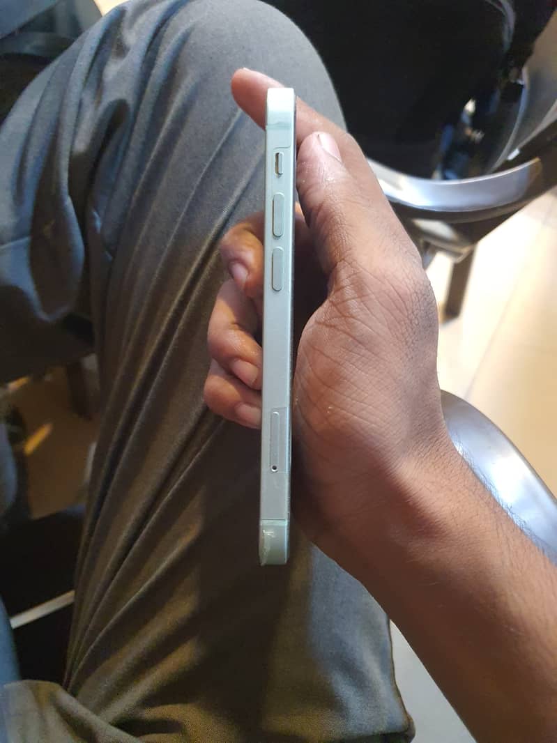 Apple iPhone 12 mini 5