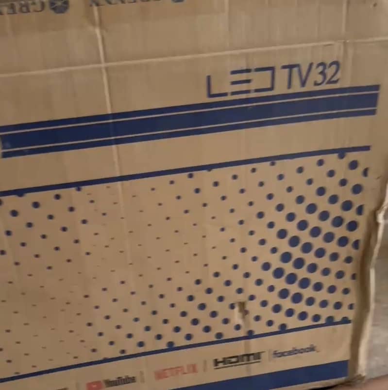 LED 32” Grennix 1