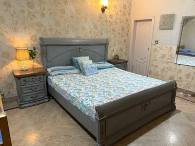 Sheesham wood King size bed