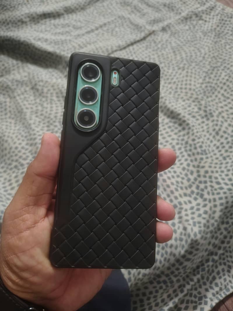 Tecno CAMON 40 4