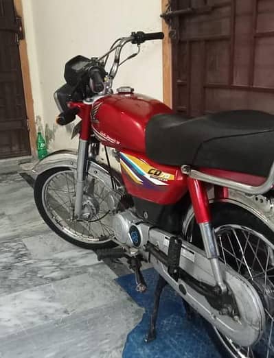 Honda CD 70 bike