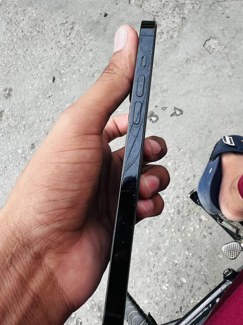 Apple iPhone 14 Pro Max 5
