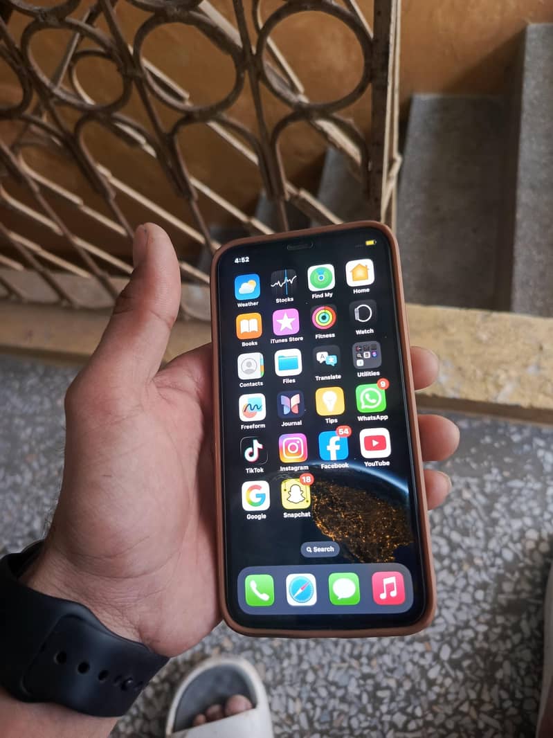 Apple iPhone XS 0