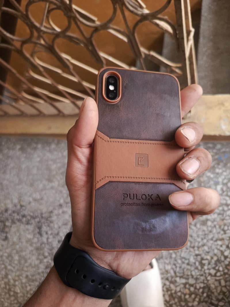Apple iPhone XS 1