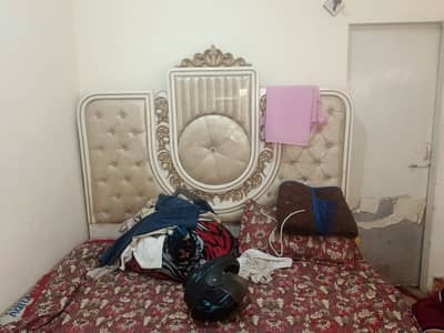 Bad and dressing tabel