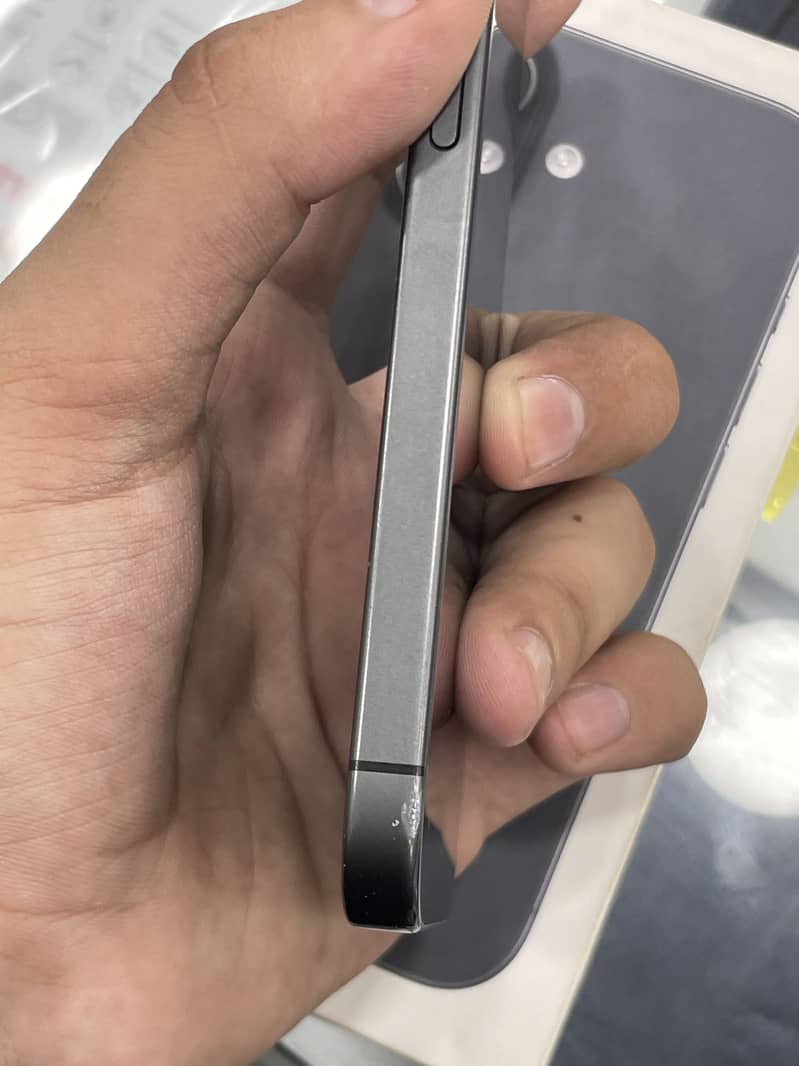 Apple iPhone 17 1