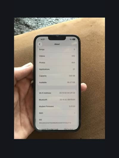 Apple iPhone 13
