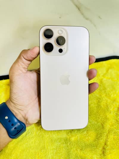 Apple iPhone 16 Pro Max
