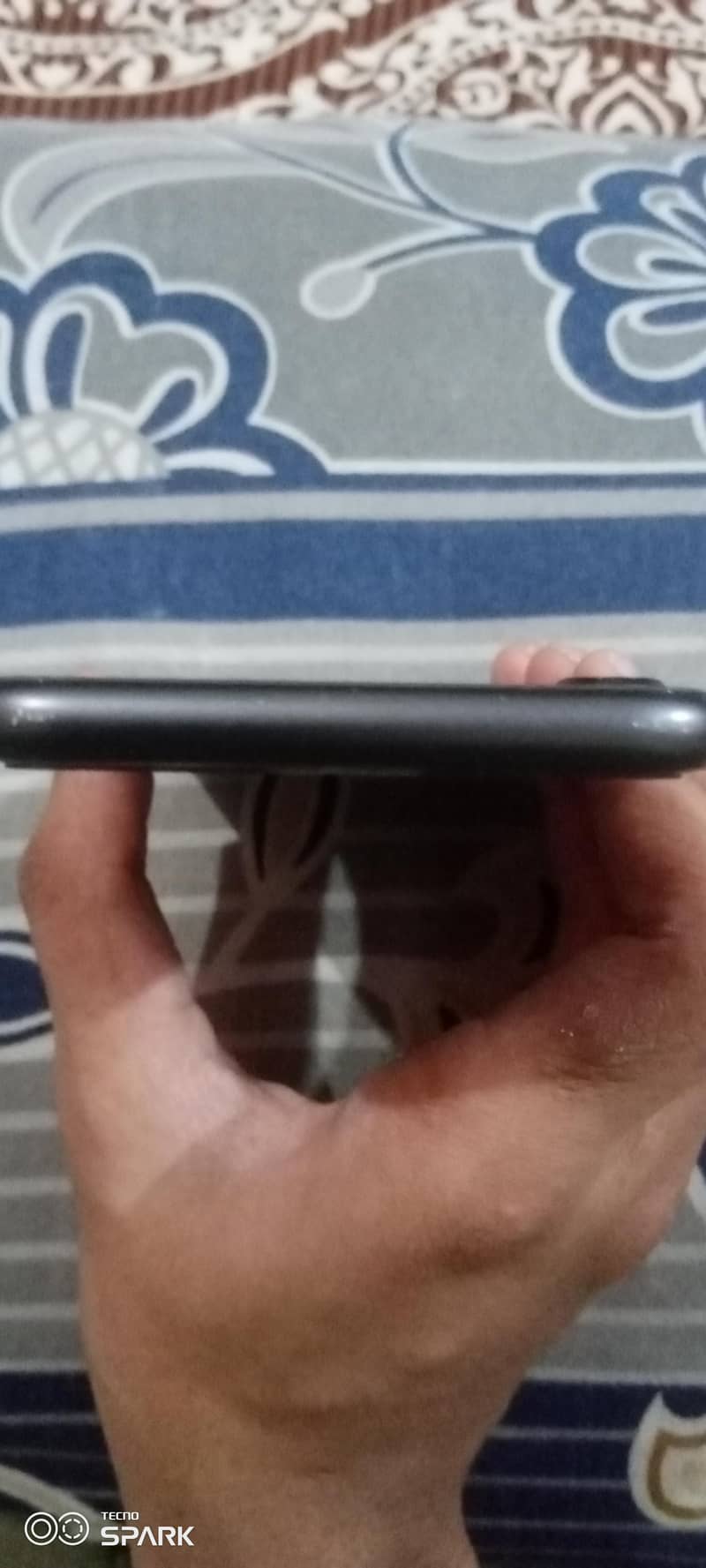 Apple iPhone 8 3
