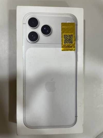 iPhone 17 Pro Max 512GB PTA Approved Silver – 93% Battery
