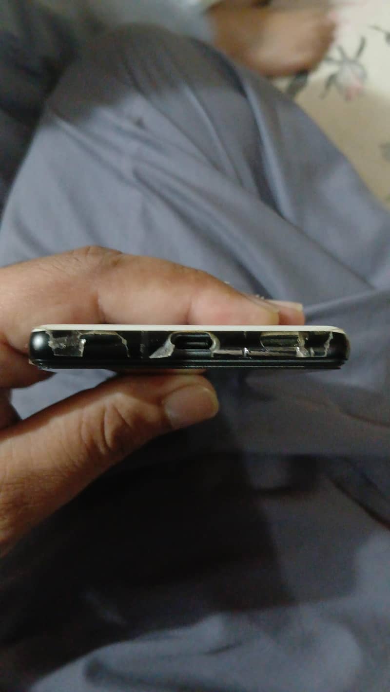 Google Pixel 6a 3