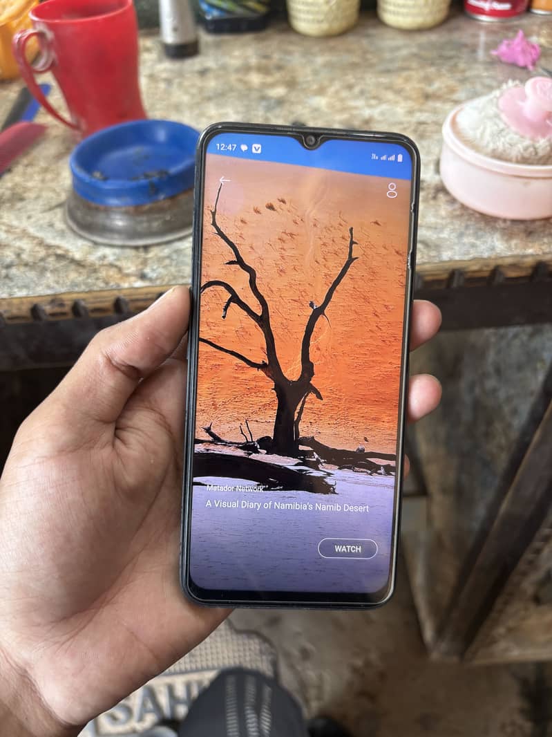 Realme C35 4