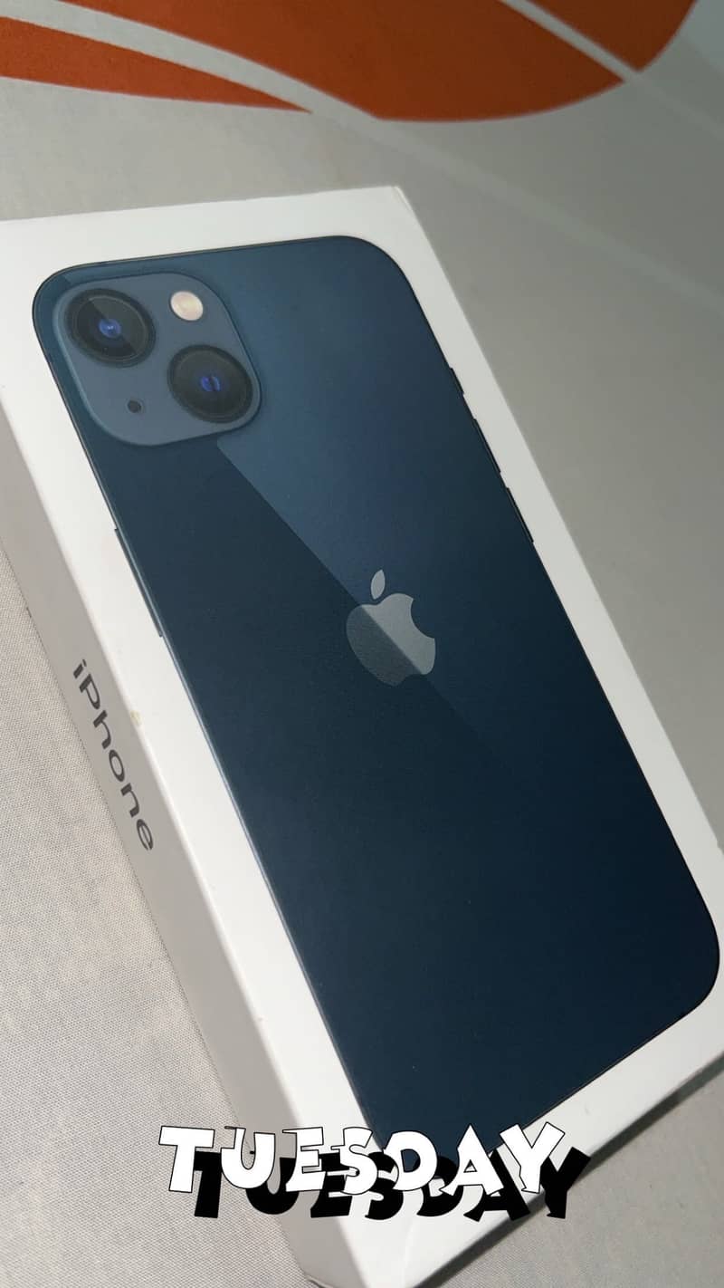 Apple iPhone 13 9