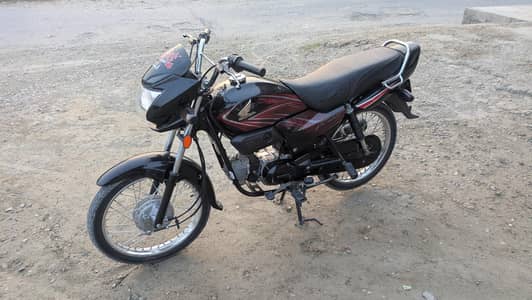Honda prider 2020 model All Punjab registered.