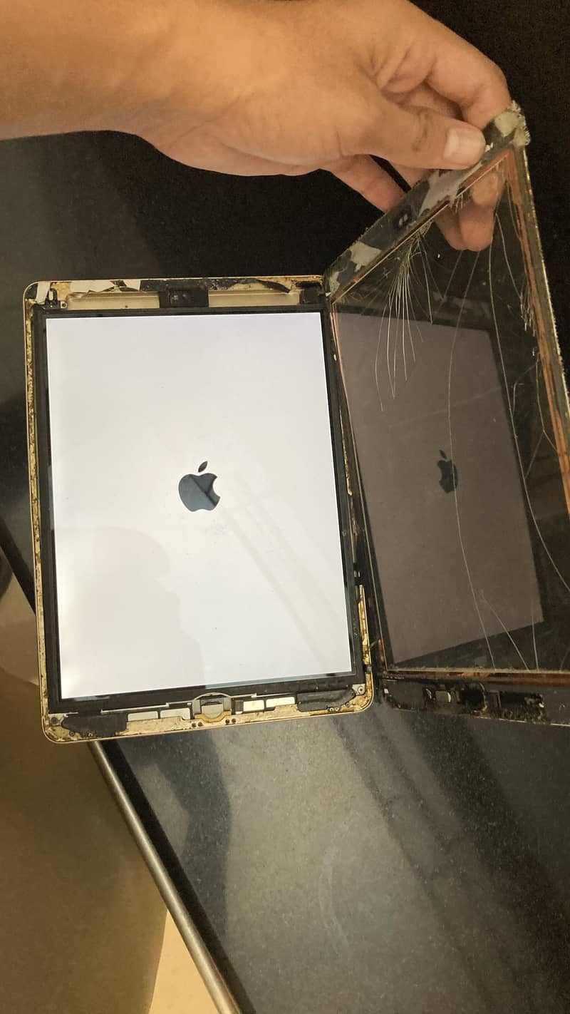 Ipad 5 gen locked 2