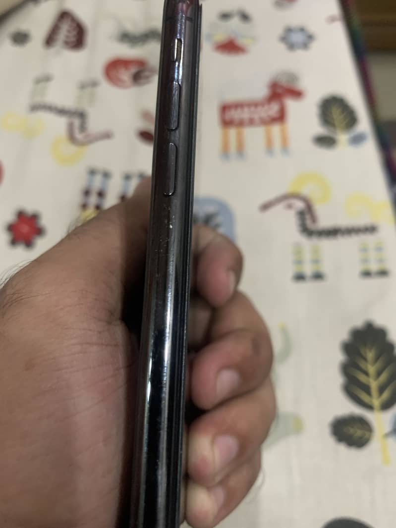 Apple iPhone X 0