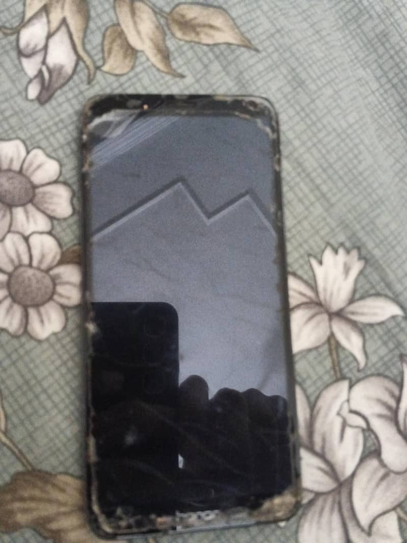 Honor 7C 1
