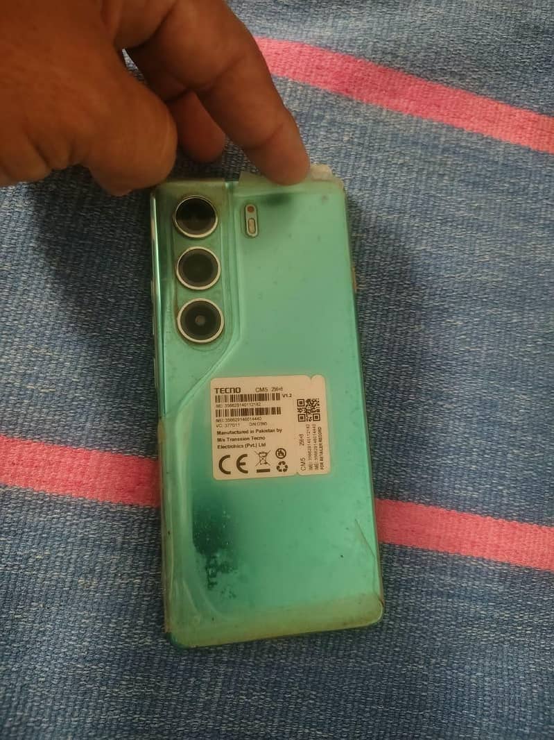 Takno camon 40 1
