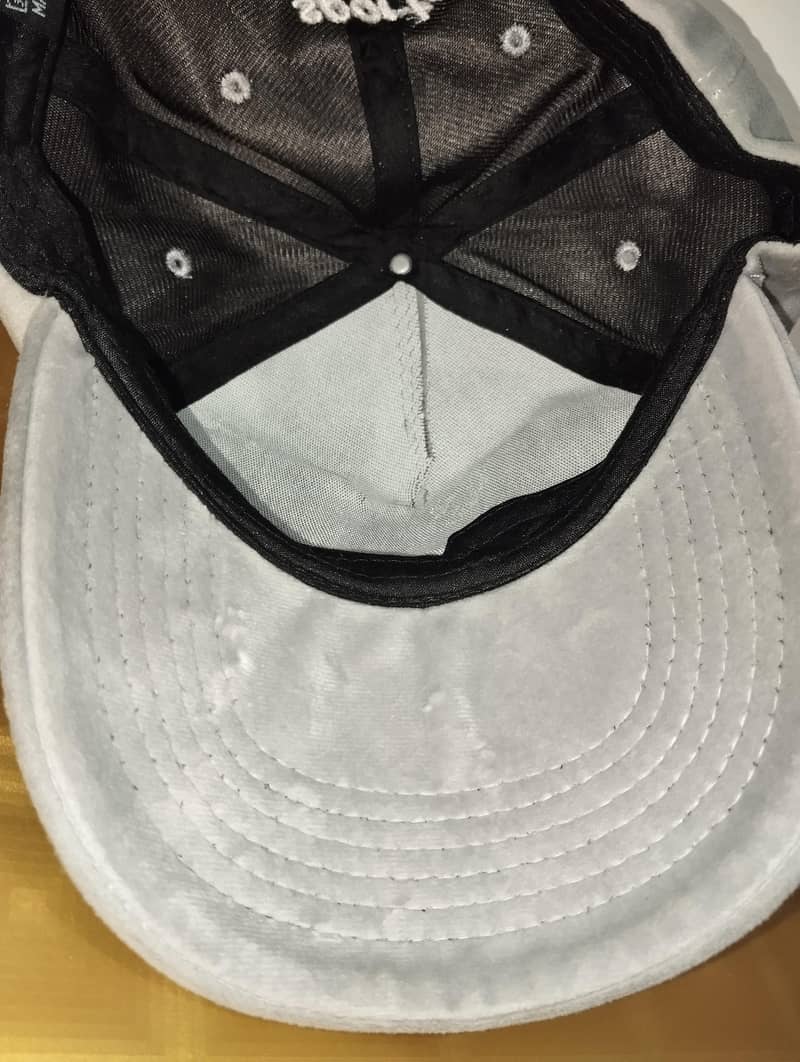 Velvet Cap 2