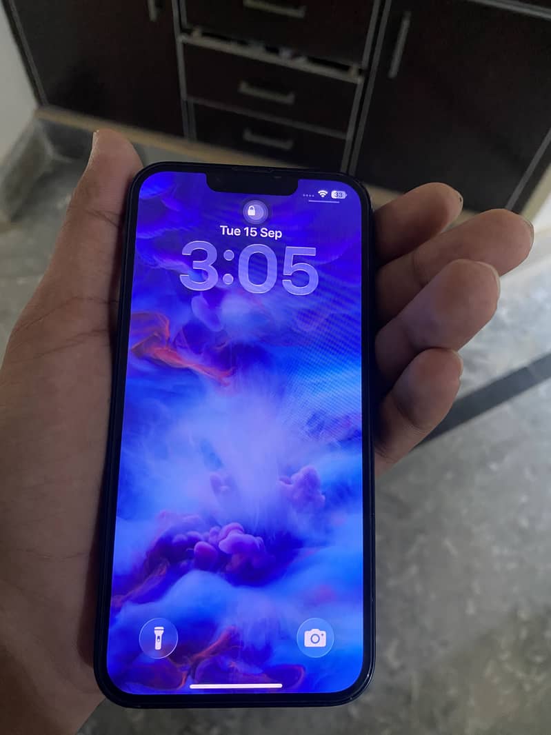 iPhone 14 non active with box 1