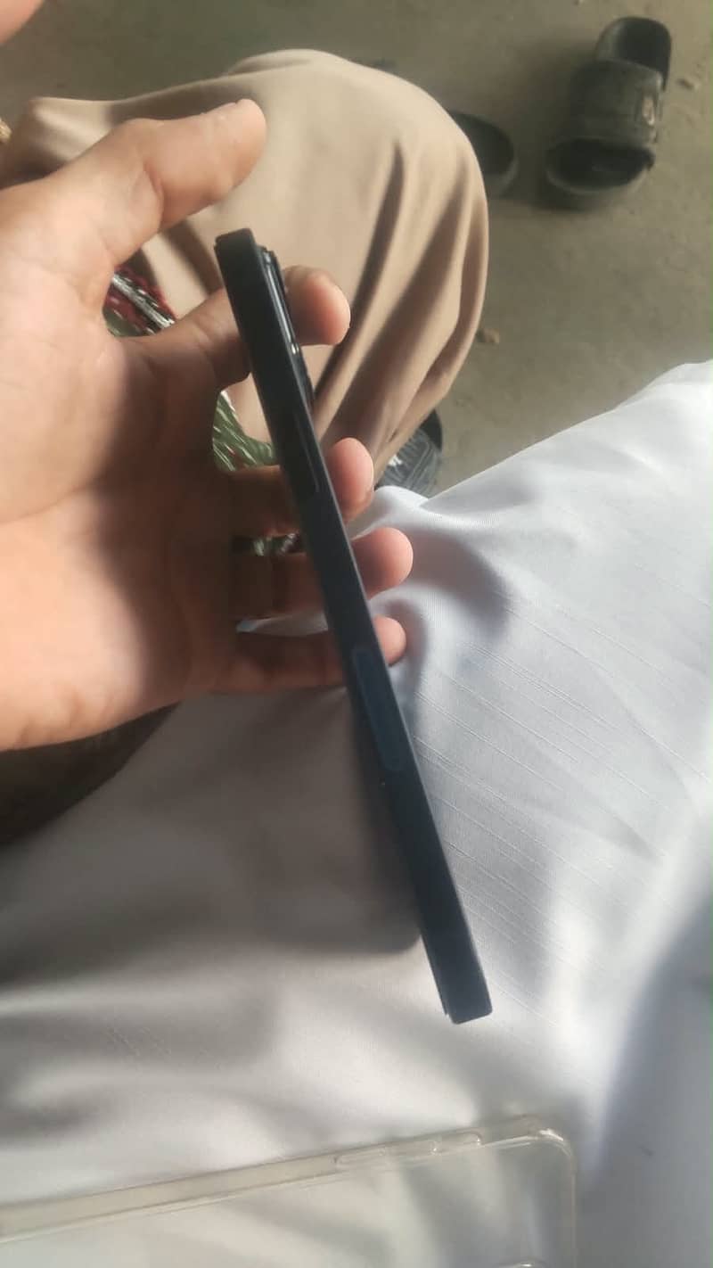 Apple iPhone 14 plus 4