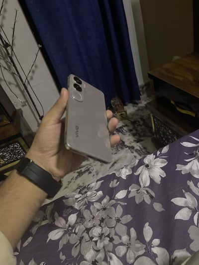 Vivo Y200