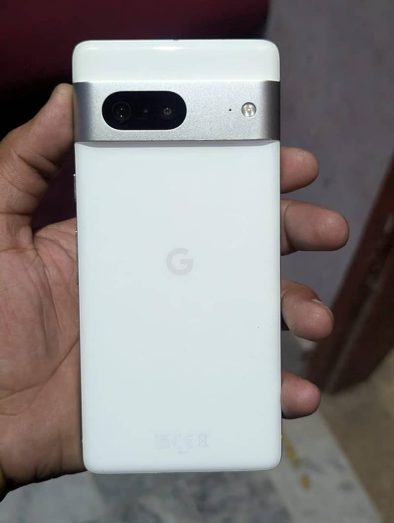 Google Pixel 7 3