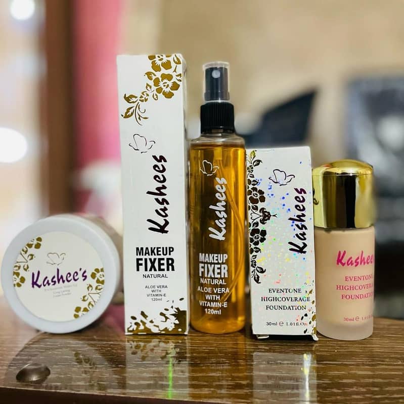 Makeup fixer and foundation 0