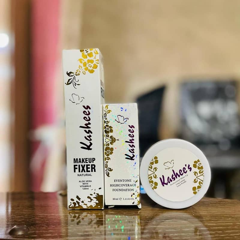 Makeup fixer and foundation 1