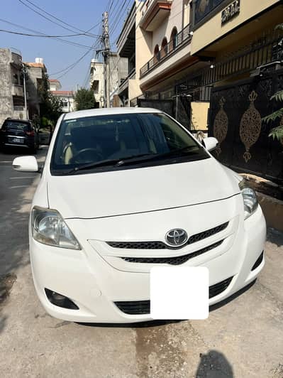 Toyota Belta 2006