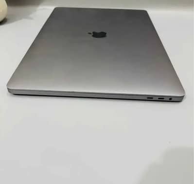 MACBOOK PRO 2019 16 inch 32/512 4gb gpu