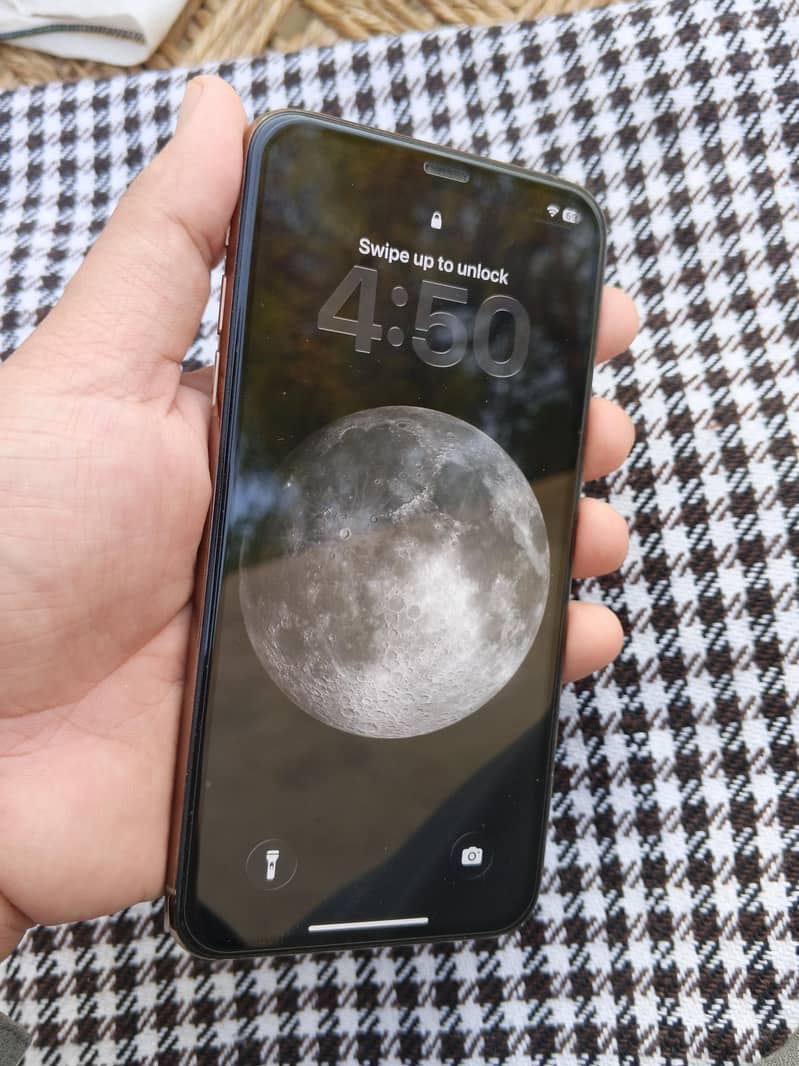 Apple iPhone 11 Pro Max 5