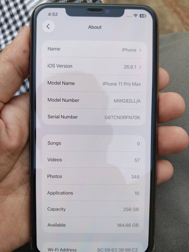 Apple iPhone 11 Pro Max 10