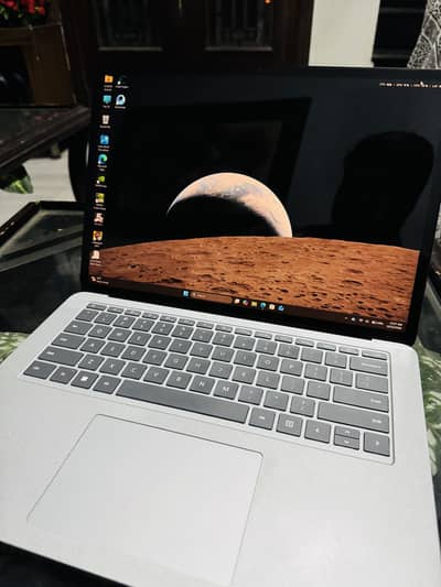 SURFACE LAPTOP STUDIO