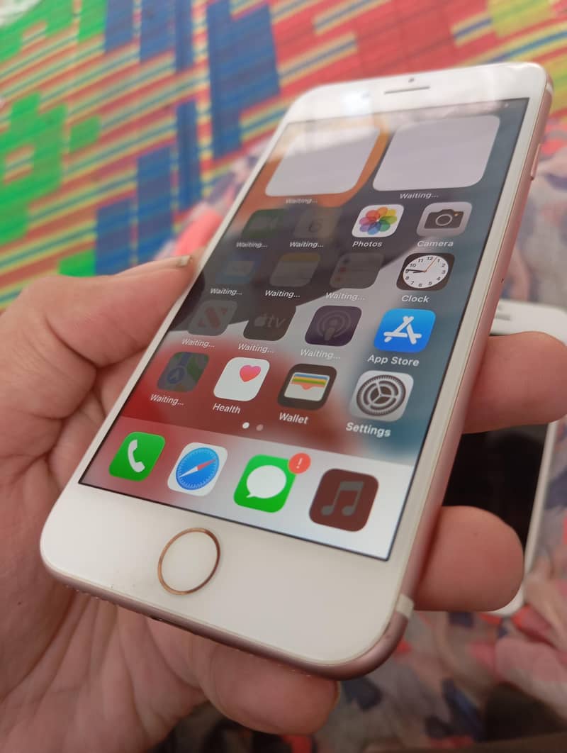 Apple iPhone 7 non PTA 1