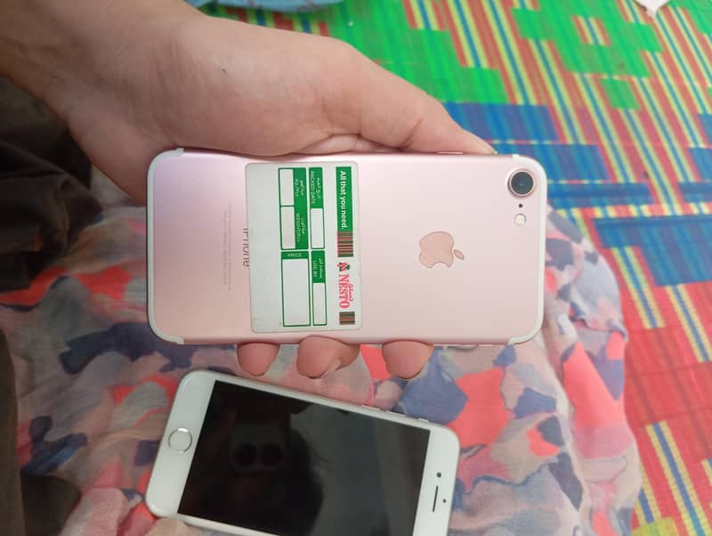 Apple iPhone 7 non PTA 4