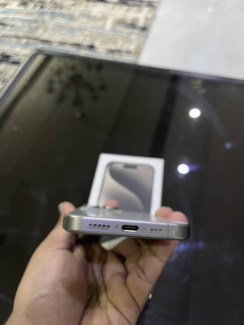 Apple iPhone 15 Pro 5