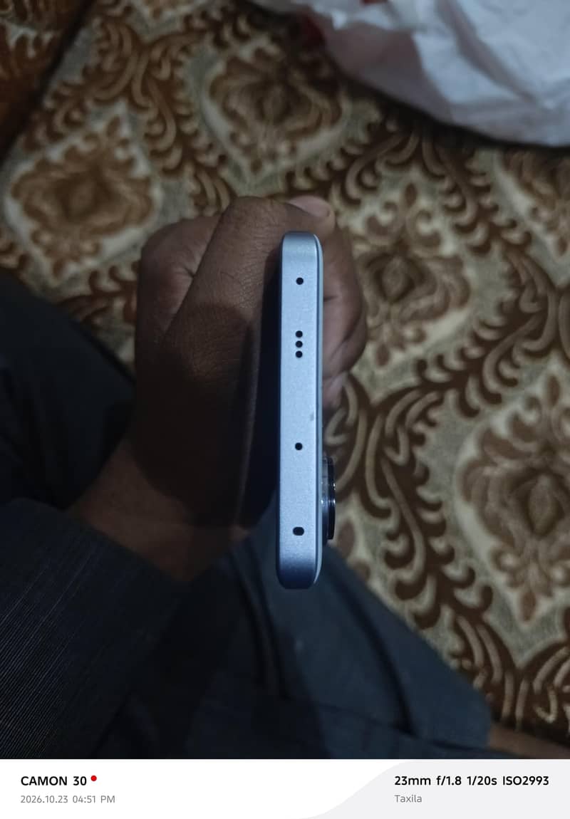Xiaomi Redmi Note 13 Pro Plus 3