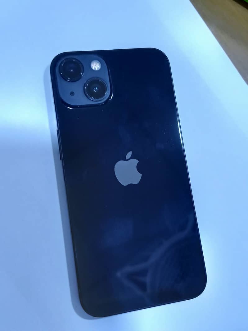 Apple iPhone 13 1